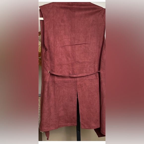 Mud Pie Women’s Size S/M Isabelle Suede Vest Wine - Picture 2 of 4
